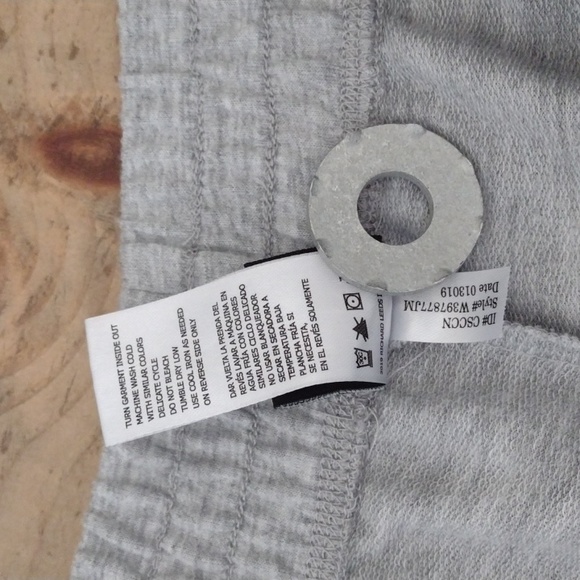 Disney Gray Make a Wish Alladin Jogger Pajama Bottoms NWOT Size S (4-6) - Picture 4 of 12